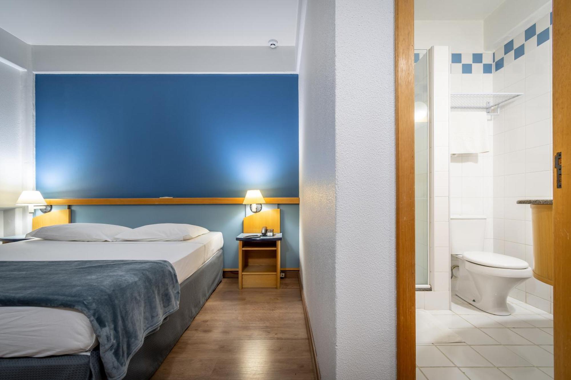 Brivali Hotel Centro Cacador Экстерьер фото
